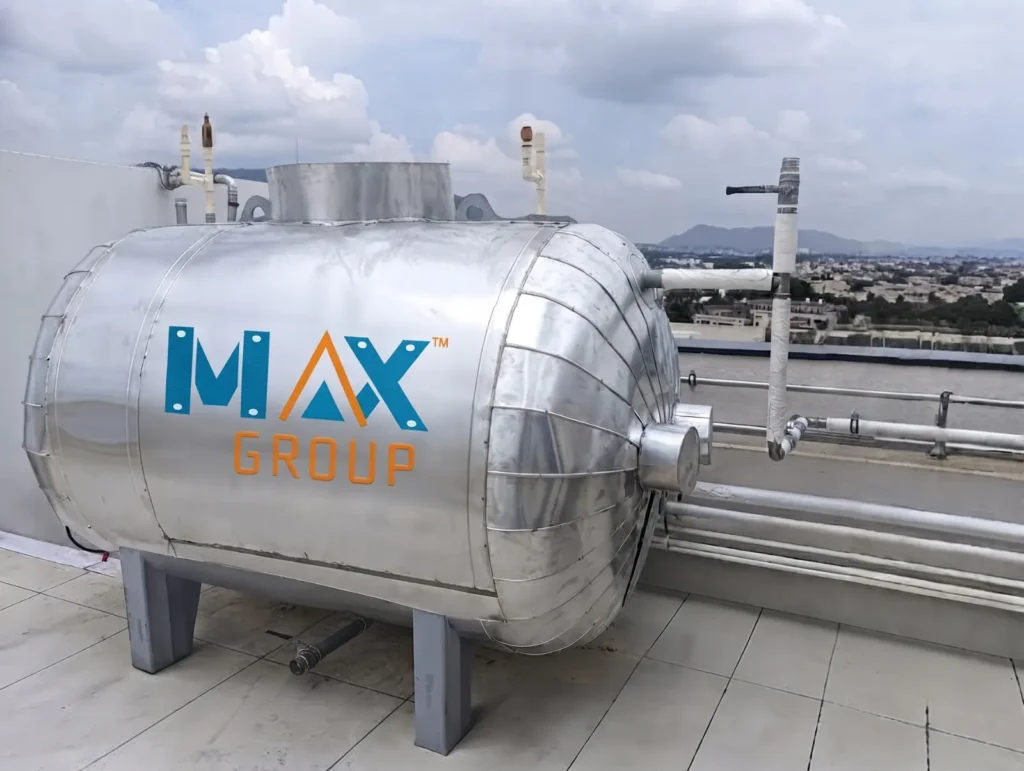 Hot water tank